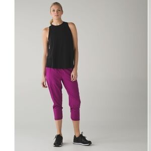 👸🏾Lululemon Tranquil Crop Plum Pants